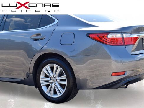 Used 2014 Lexus ES 350 w/ Luxury Package FWD image 9