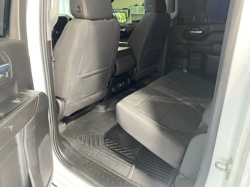 Used 2022 Chevrolet Silverado 1500 LT AWD/4WD image 14