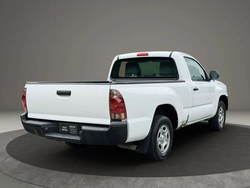 Used 2014 Toyota Tacoma 2WD Regular Cab image 4