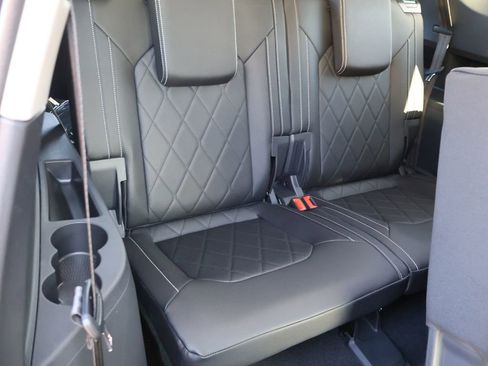 New 2026 Volkswagen Atlas SEL Premium R-Line image 17