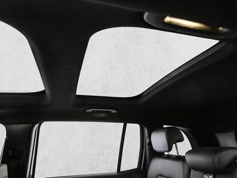 Used 2020 Mercedes-Benz GLB 250 4MATIC image 21