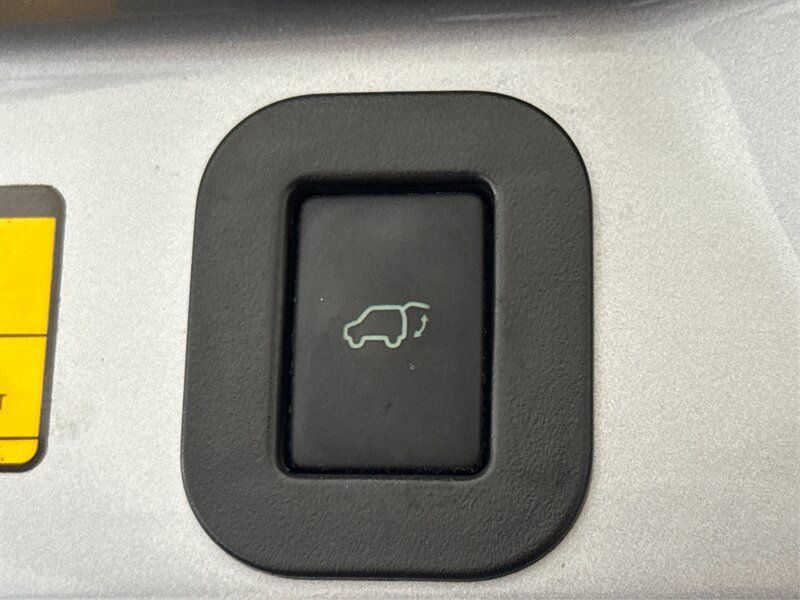 Used 2013 Toyota Sienna Limited w/ Premium Pkg AWD/4WD image 20