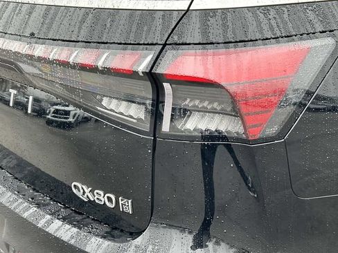 New 2026 INFINITI QX80 Pure image 12