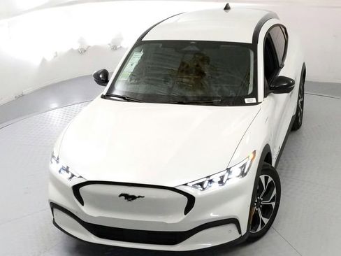 New 2024 Ford Mustang Mach-E Select w/ Comfort Package Lite image 9