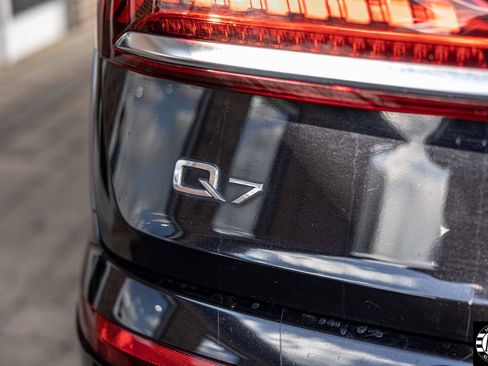 Used 2020 Audi Q7 3.0T Premium w/ Convenience Package AWD/4WD image 13