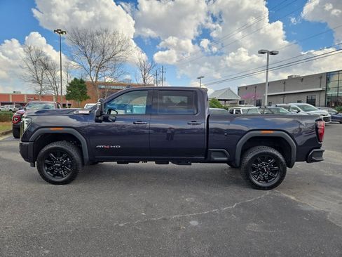 Used 2026 GMC Sierra 2500 AT4 image 10