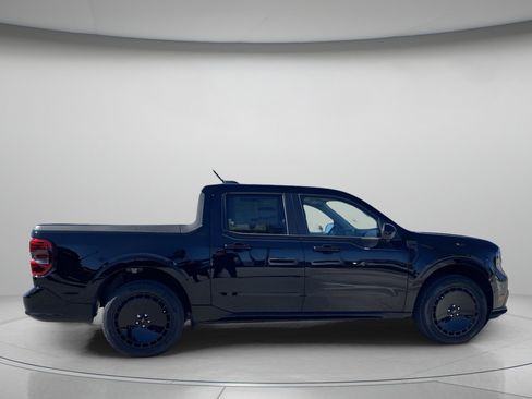New 2026 Ford Maverick Lobo AWD/4WD image 2