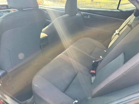 Used 2018 Toyota Corolla LE image 22