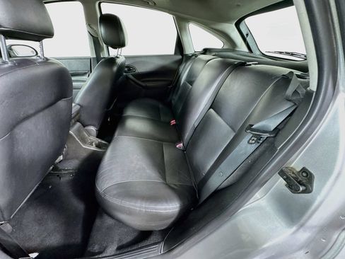 Used 2007 Ford Focus S FWD image 27