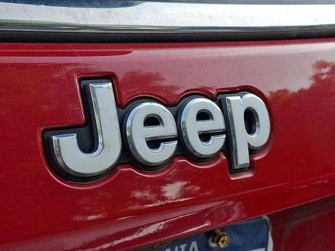 Used 2018 Jeep Compass Limited AWD/4WD image 9