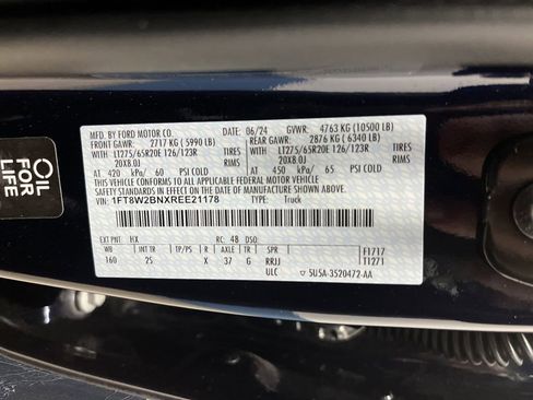 Used 2024 Ford F250 XLT w/ XLT Premium Package image 43