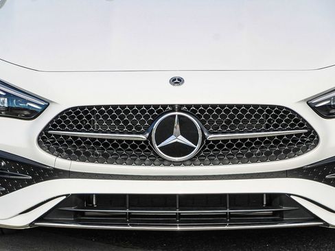 New 2026 Mercedes-Benz CLE 300 4MATIC Cabriolet image 7