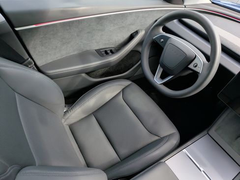 Used 2024 Tesla Model 3 Long Range AWD/4WD image 26