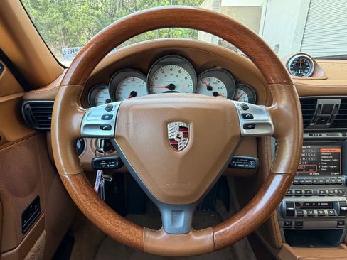 Used 2006 Porsche 911 Carrera RWD image 10