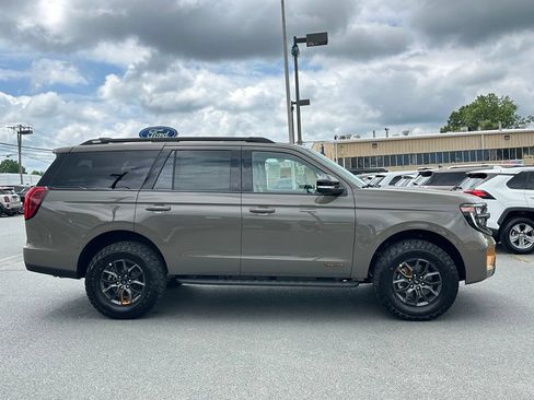 New 2026 Ford Expedition Tremor AWD/4WD image 11