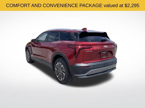 Used 2024 Chevrolet Blazer EV LT AWD/4WD image 3