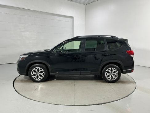 Used 2020 Subaru Forester Premium AWD/4WD image 20