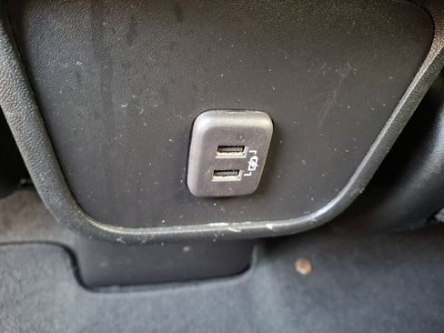 Certified 2024 Chevrolet Equinox LT FWD image 12