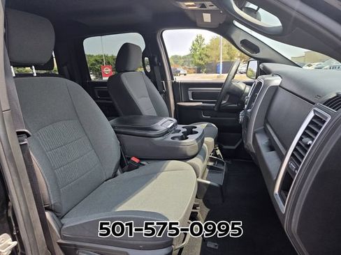 Used 2024 RAM 1500 Warlock AWD/4WD image 16