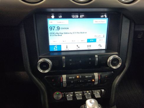 Used 2018 Ford Mustang Premium RWD image 25