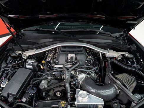 Used 2014 Chevrolet Camaro ZL1 RWD image 10