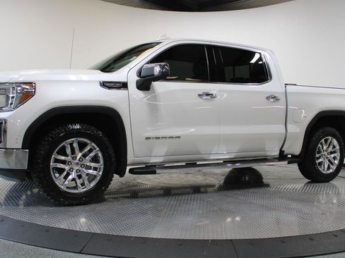 Used 2021 GMC Sierra 1500 SLT w/ SLT Premium Plus Package AWD/4WD image 6