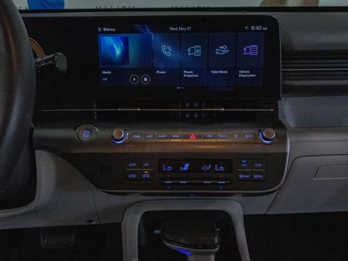 Used 2025 Hyundai Kona SEL FWD image 4