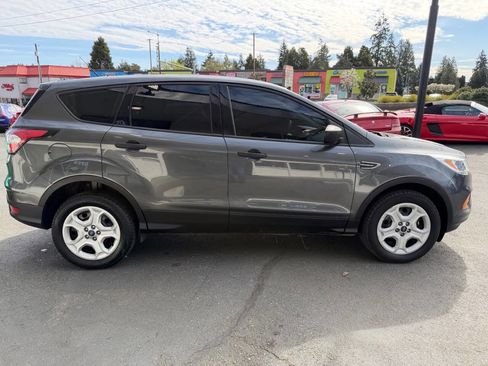 Used 2017 Ford Escape S FWD image 11