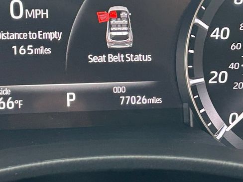 Used 2020 Toyota Highlander XLE AWD/4WD image 21