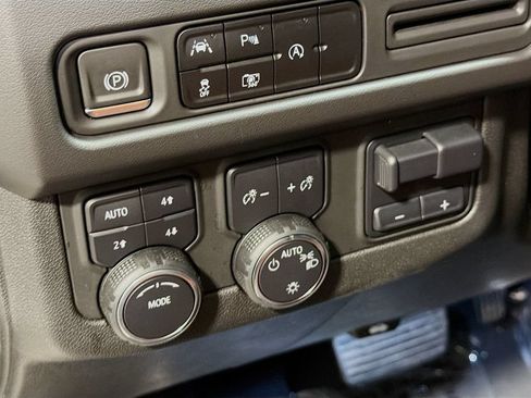 Used 2023 Chevrolet Tahoe RST w/ Sport Performance Package AWD/4WD image 12