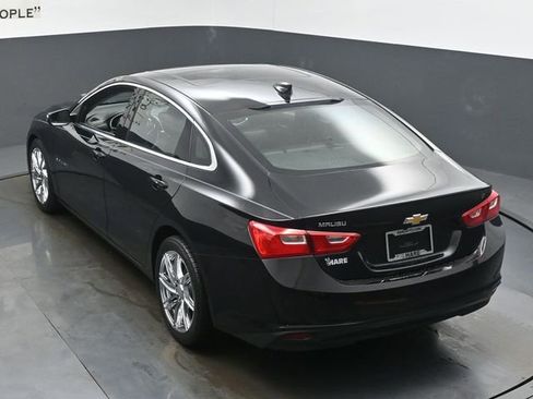 Used 2018 Chevrolet Malibu LT w/ Leather Package image 39