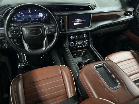 Used 2024 GMC Yukon Denali Ultimate image 12