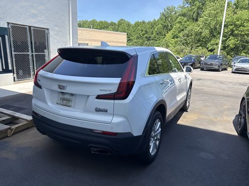 Used 2019 Cadillac XT4 Luxury FWD image 7