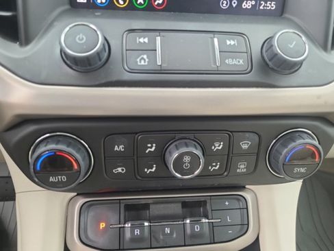 Used 2023 GMC Acadia Denali w/ Trailering Package AWD/4WD image 34