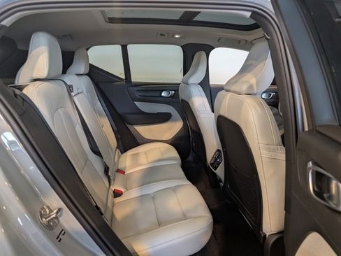 New 2026 Volvo XC40 B5 Plus w/ Protection Package Premier image 28