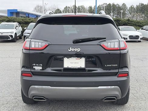 Used 2019 Jeep Cherokee Limited image 26
