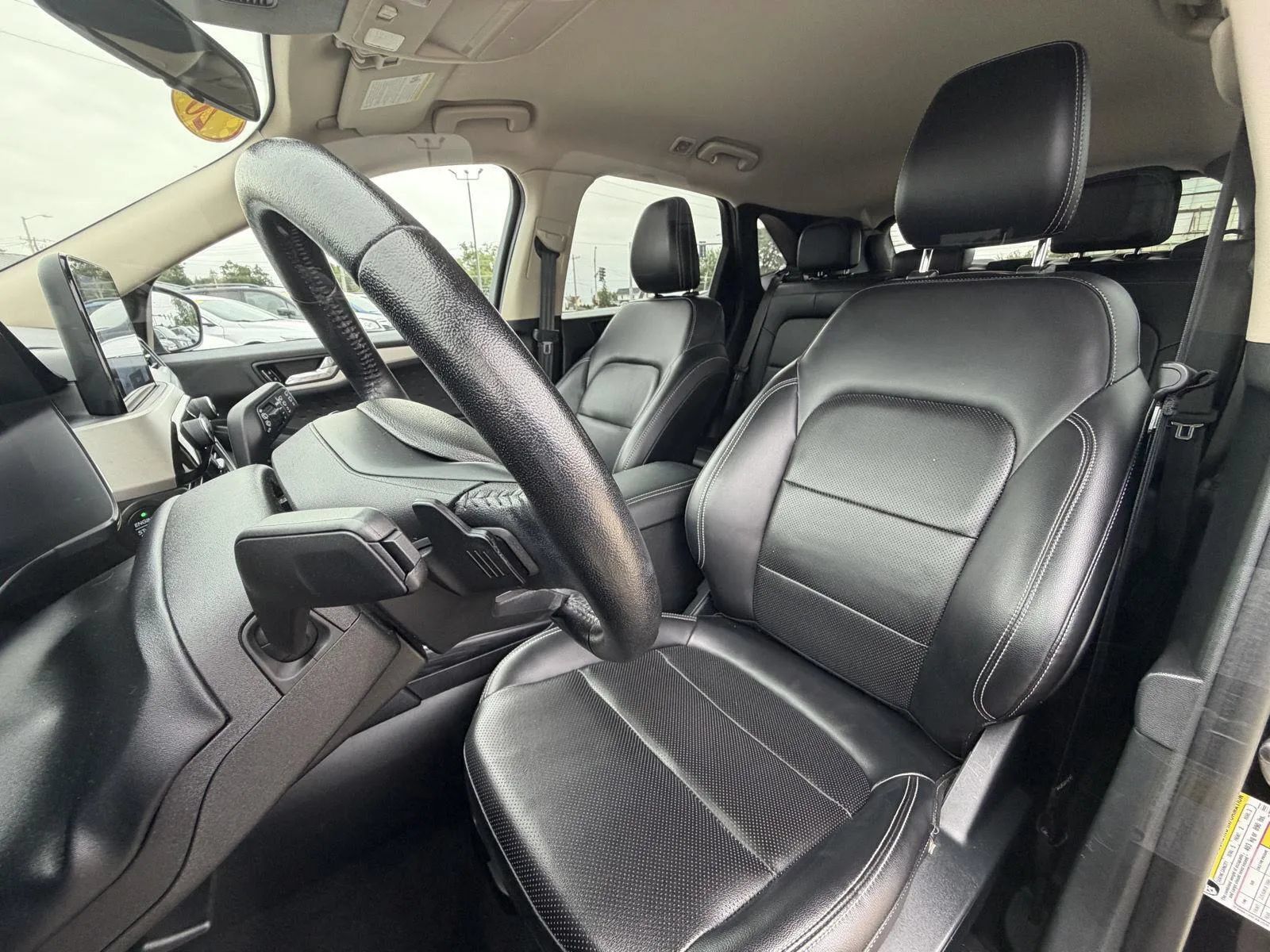 Used 2020 Ford Escape SEL AWD/4WD image 13