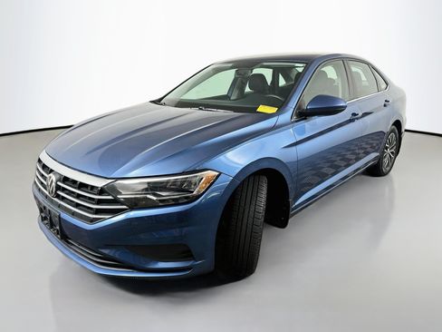 Used 2021 Volkswagen Jetta S w/ Driver Assistance Package FWD image 3