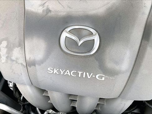 Used 2021 MAZDA MAZDA3 s FWD image 32