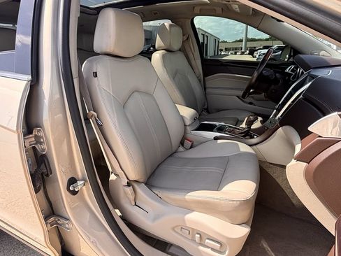 Used 2010 Cadillac SRX Luxury FWD image 28