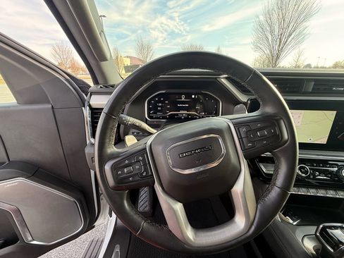 Used 2024 GMC Sierra 1500 Denali w/ Denali Reserve Package image 18