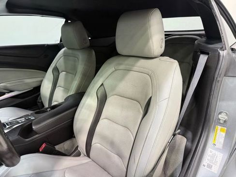 Used 2019 Chevrolet Camaro LT image 22