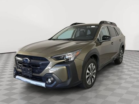 Certified 2024 Subaru Outback Limited AWD/4WD image 3