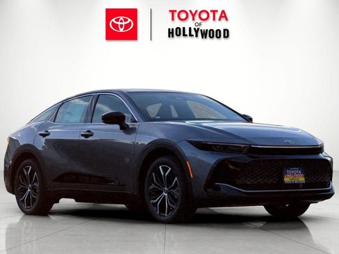 New 2026 Toyota Crown XLE image 1