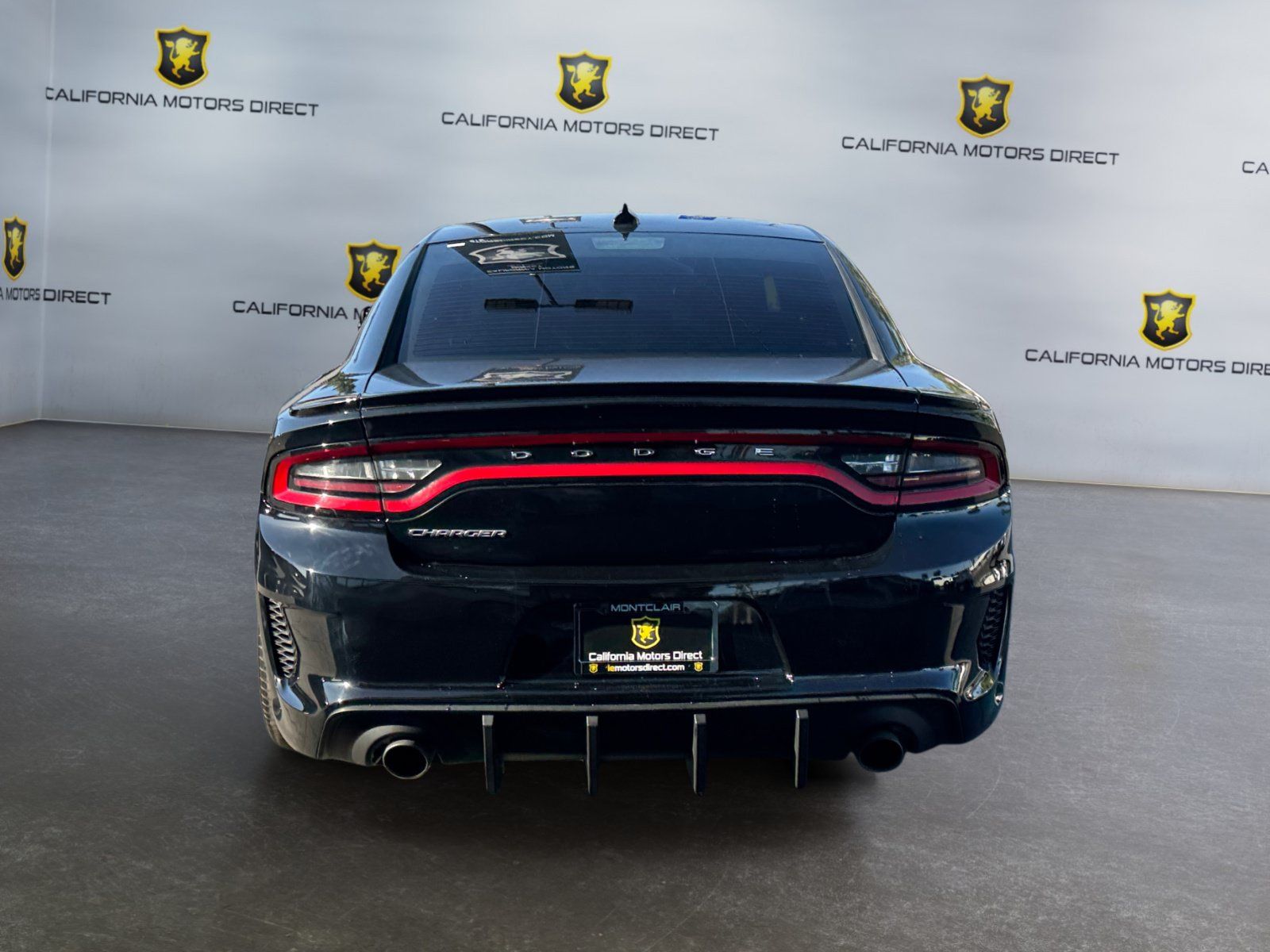 Used 2016 Dodge Charger R/T RWD image 4