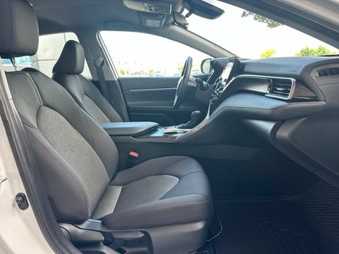 Used 2023 Toyota Camry LE FWD image 13