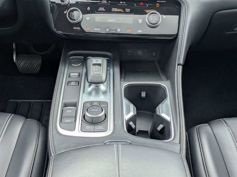Certified 2025 INFINITI QX60 Pure FWD image 20