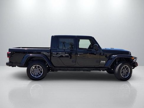 Used 2020 Jeep Gladiator Overland AWD/4WD image 3