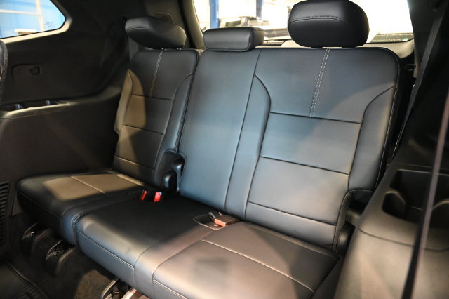 New 2027 GMC Acadia Elevation w/ Black Edition FWD image 12