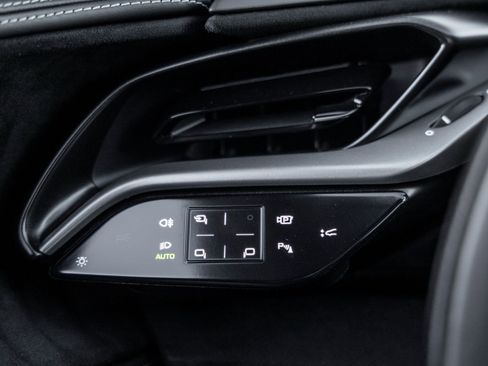 Used 2023 Ferrari SF90 Stradale image 35